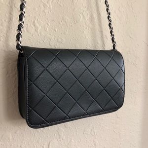 Forever 21 shoulder bag